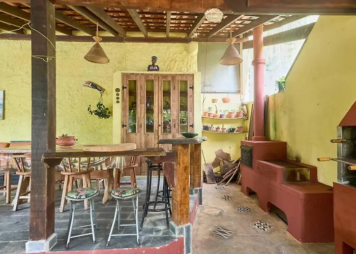 Casa Linda Em Condominio Fechado
